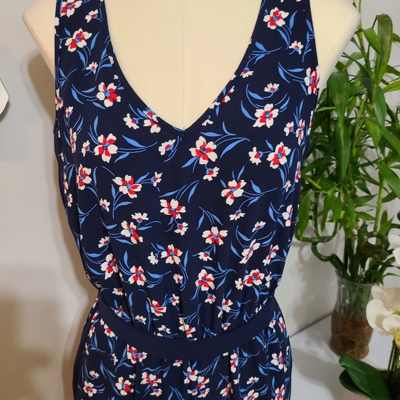 Tommy Hilfiger Jumpsuit Floral design Size 4 - Picture 2 of 16